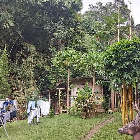 Homestay Triniti Lembang Eksteriør bilde