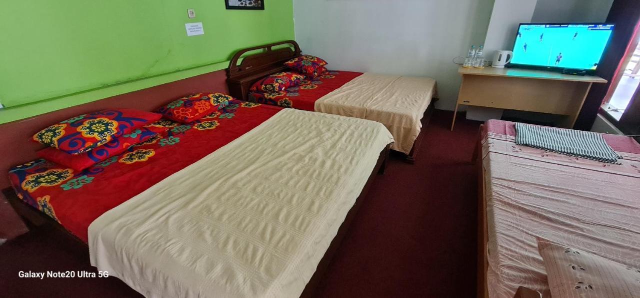 Homestay Triniti Lembang Eksteriør bilde