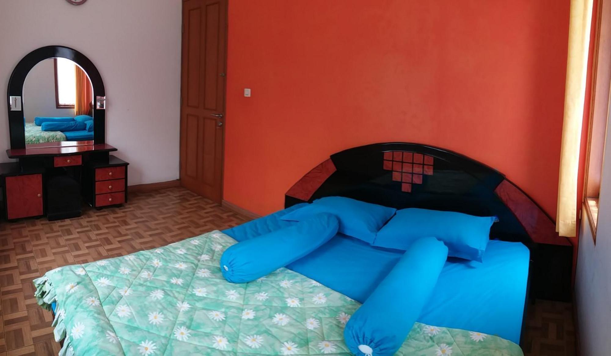 Homestay Triniti Lembang Rom bilde