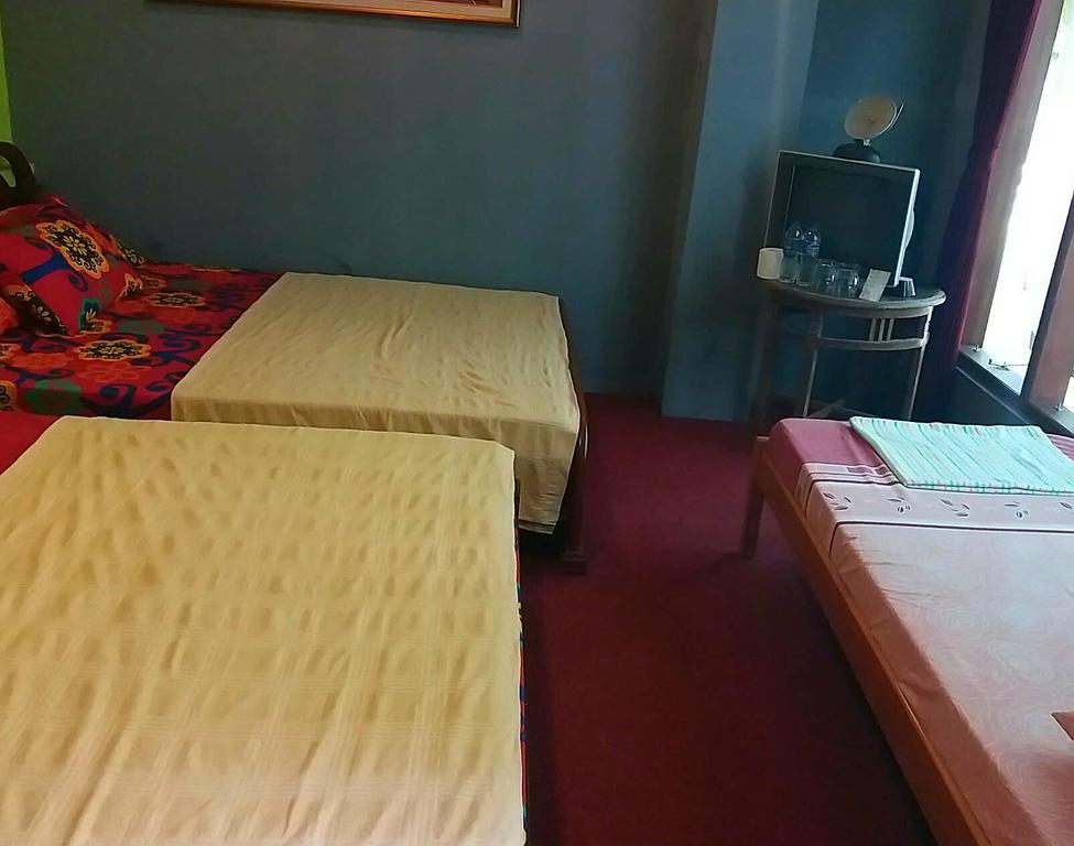 Homestay Triniti Lembang Eksteriør bilde
