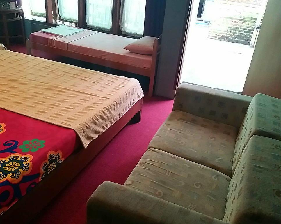 Homestay Triniti Lembang Eksteriør bilde