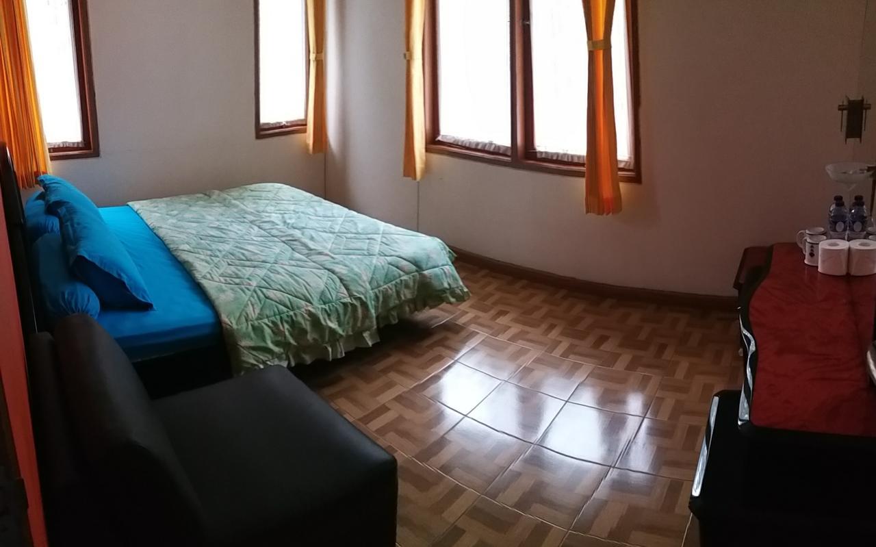 Homestay Triniti Lembang Eksteriør bilde