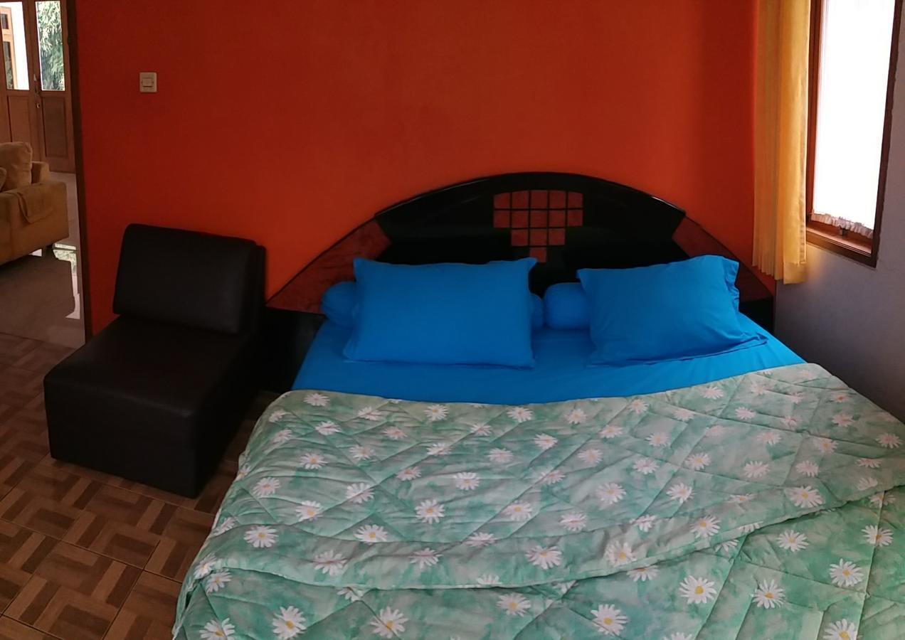 Homestay Triniti Lembang Eksteriør bilde