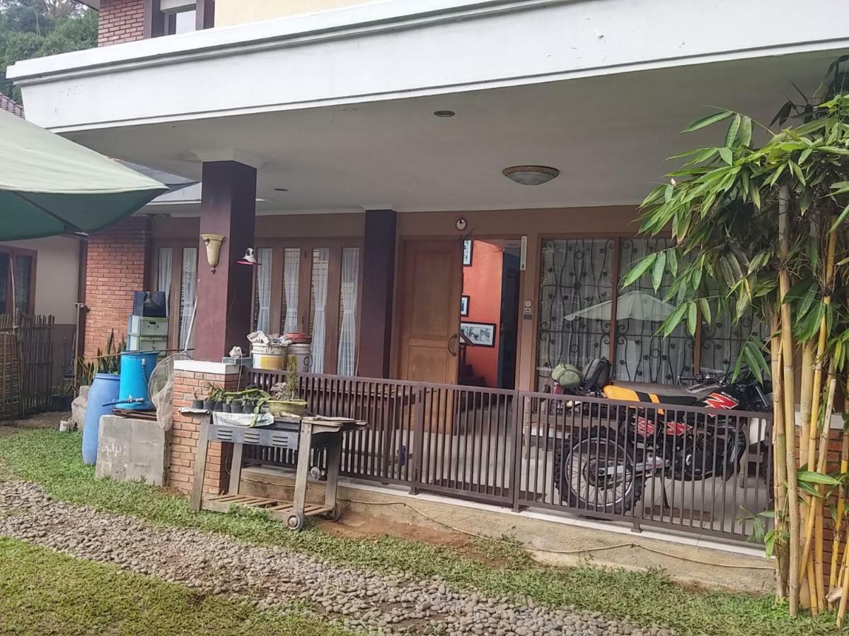 Homestay Triniti Lembang Eksteriør bilde